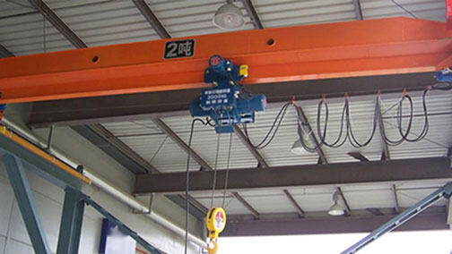 Elementos técnicos esenciales para levantar piezas de trabajo grandes en aparejos de elevación de grúas